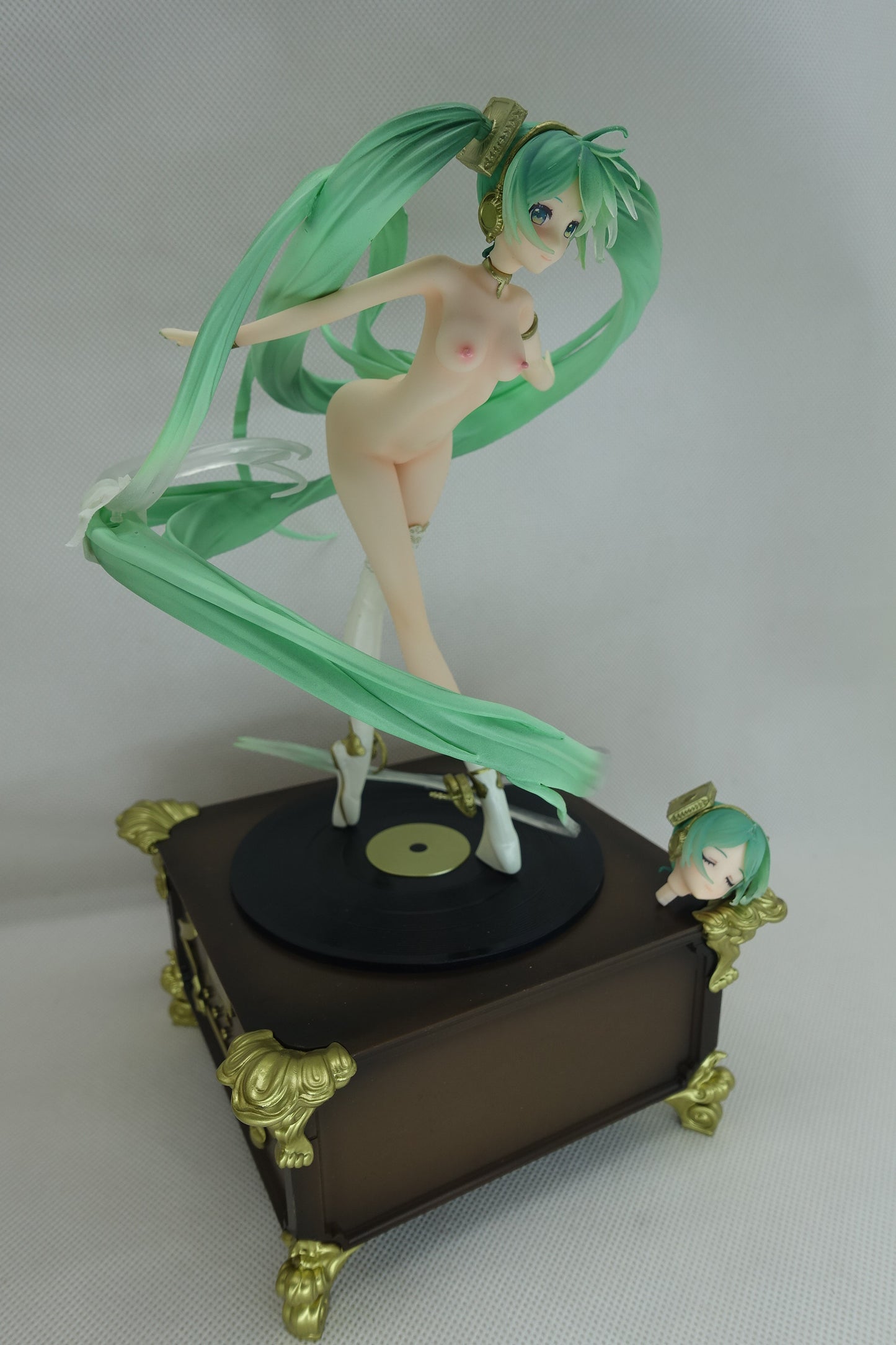 Hatsune Miku Symphony: 5th Anniversary Ver. 1/6 naked anime figure
