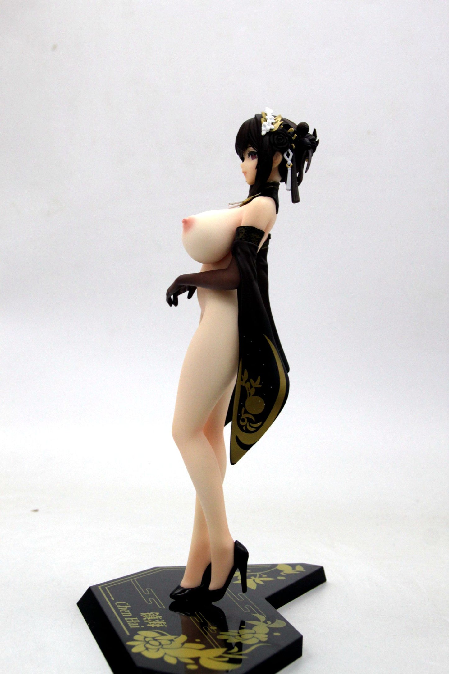 AZUR LANE CHEN HAI VESTIBULE OF WONDERS VER. 1/6 naked anime girl figure collectible action figures