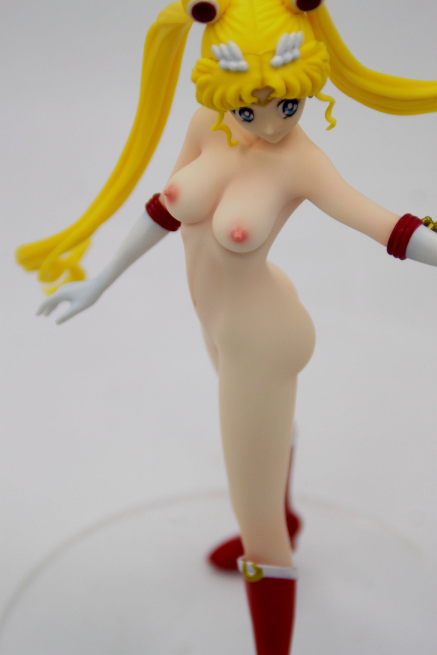 Sailor Moon S.H. Figuarts 1/6 anime girl figure