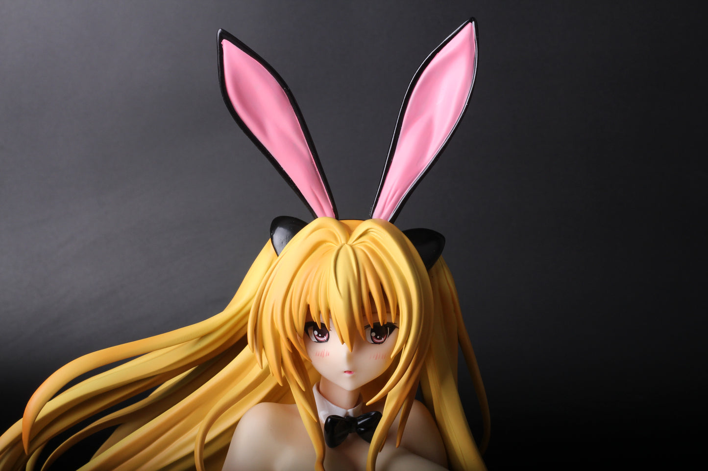 To Love Darkness Golden Darkness Eve Konjiki no Yami Bunny Ver. 1/4 nude anime figure
