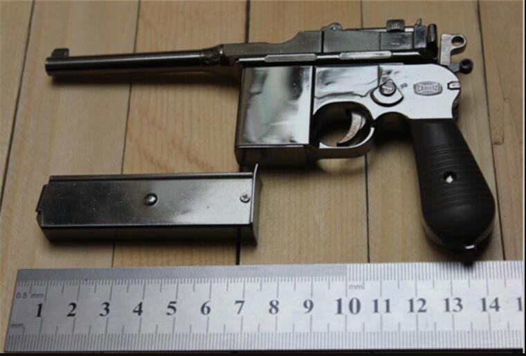 1/2.05 Mauser Military Pistol M1932 metal imitation gun Toy police bullet pistol gun model toy pistols
