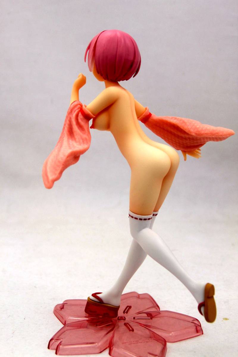 Re: Life in a different world from zero: Rem/Ram/Emilia 1/6 anime girl figure
