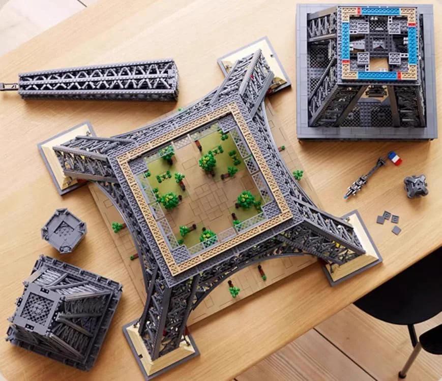 Paris Eiffel Tower Building Blocks Set with light (10001 Pcs)