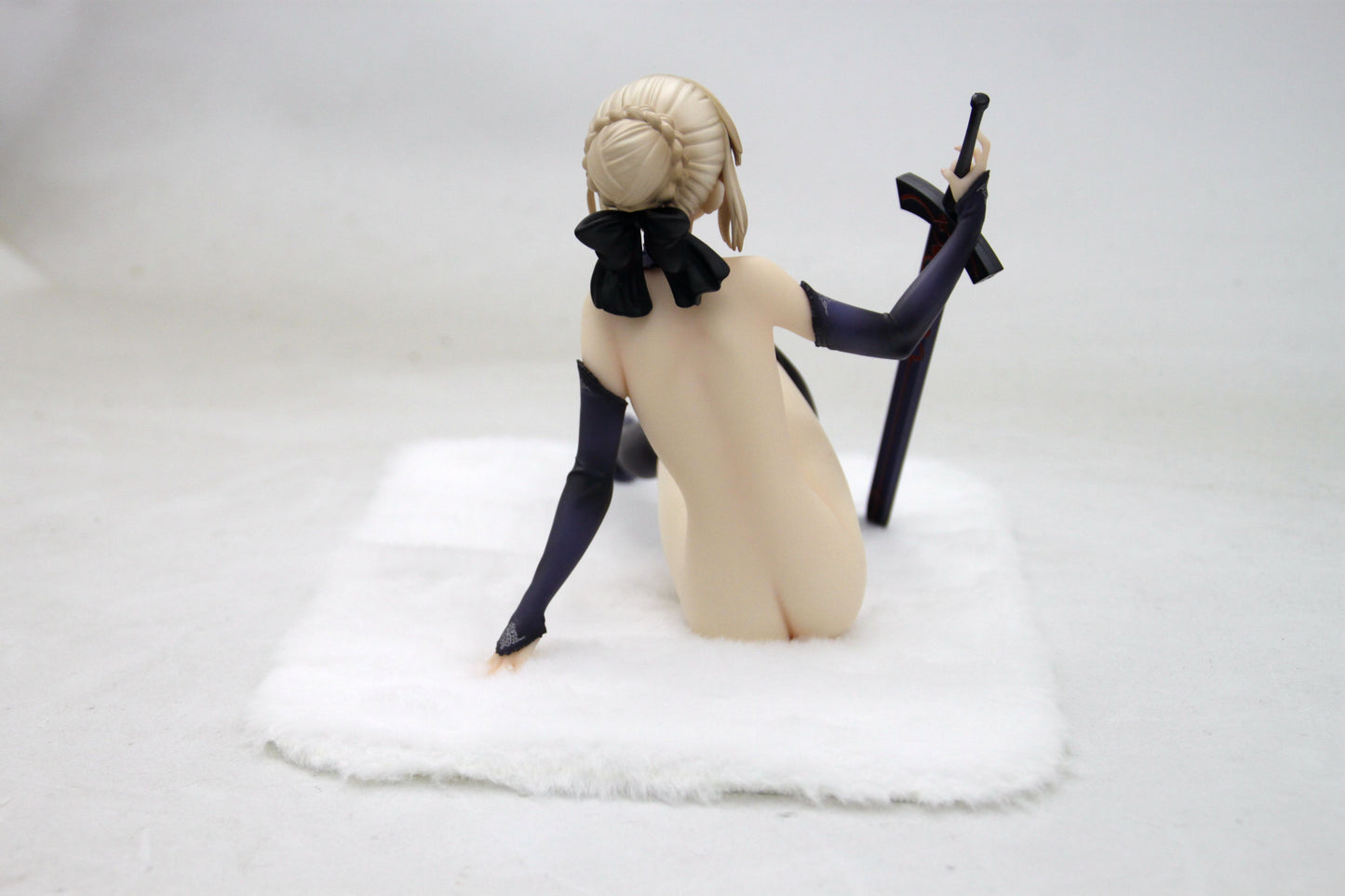 Fate/stay night アルトリア・ペンドラゴン（Altria Pendragon）1/6 naked anime figure sexy