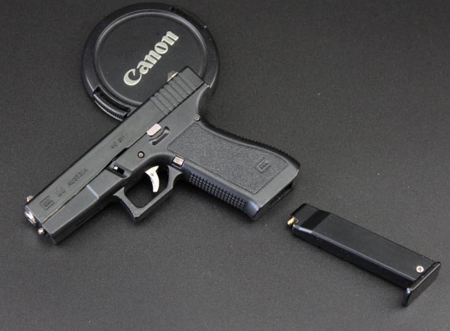 1/2.05 scale Austria Glock 21 toy pistols gun police toy pistol gun model toy guns metal prop gun
