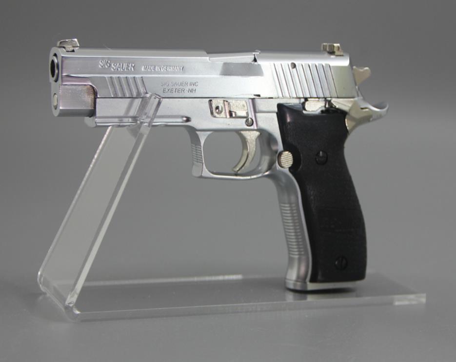 1/2.05 scale SIG Sauer P226 toy pistols gun police toy pistol gun model toy guns metal prop gun