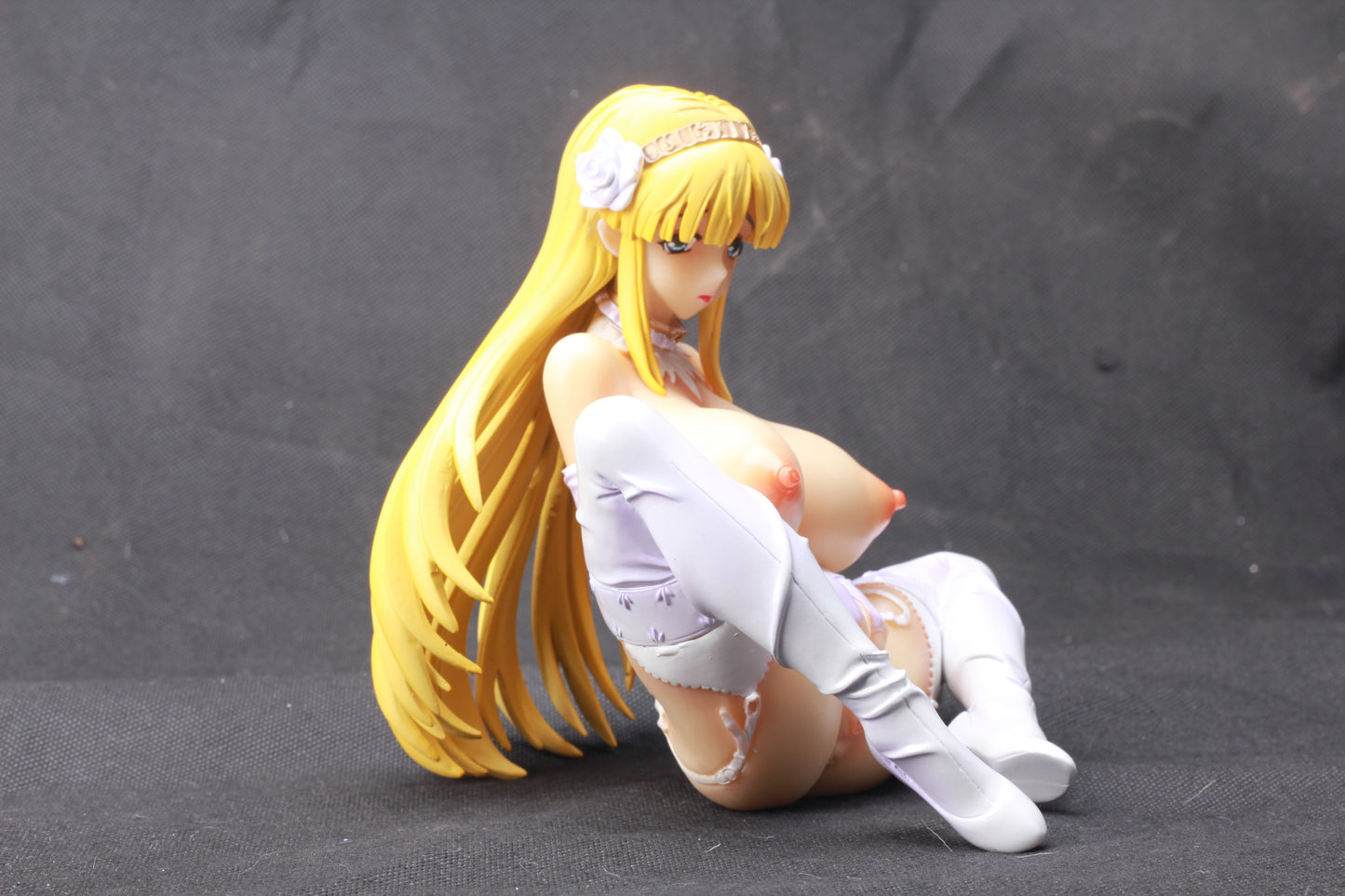 Nunnally Vi Britannia huge breast 1/6 anime girl figure nude anime figure