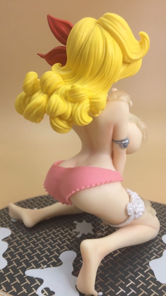 Japanese anime Launch Lunch huge breast 1/6 naked anime figure sexy collectible action figures