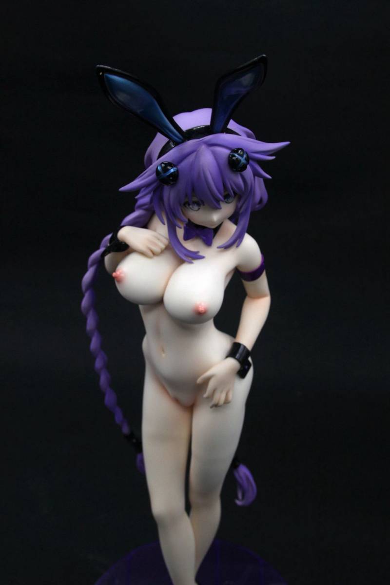 Hyperdimension Neptunia: Purple Heart 1/4 naked anime figure